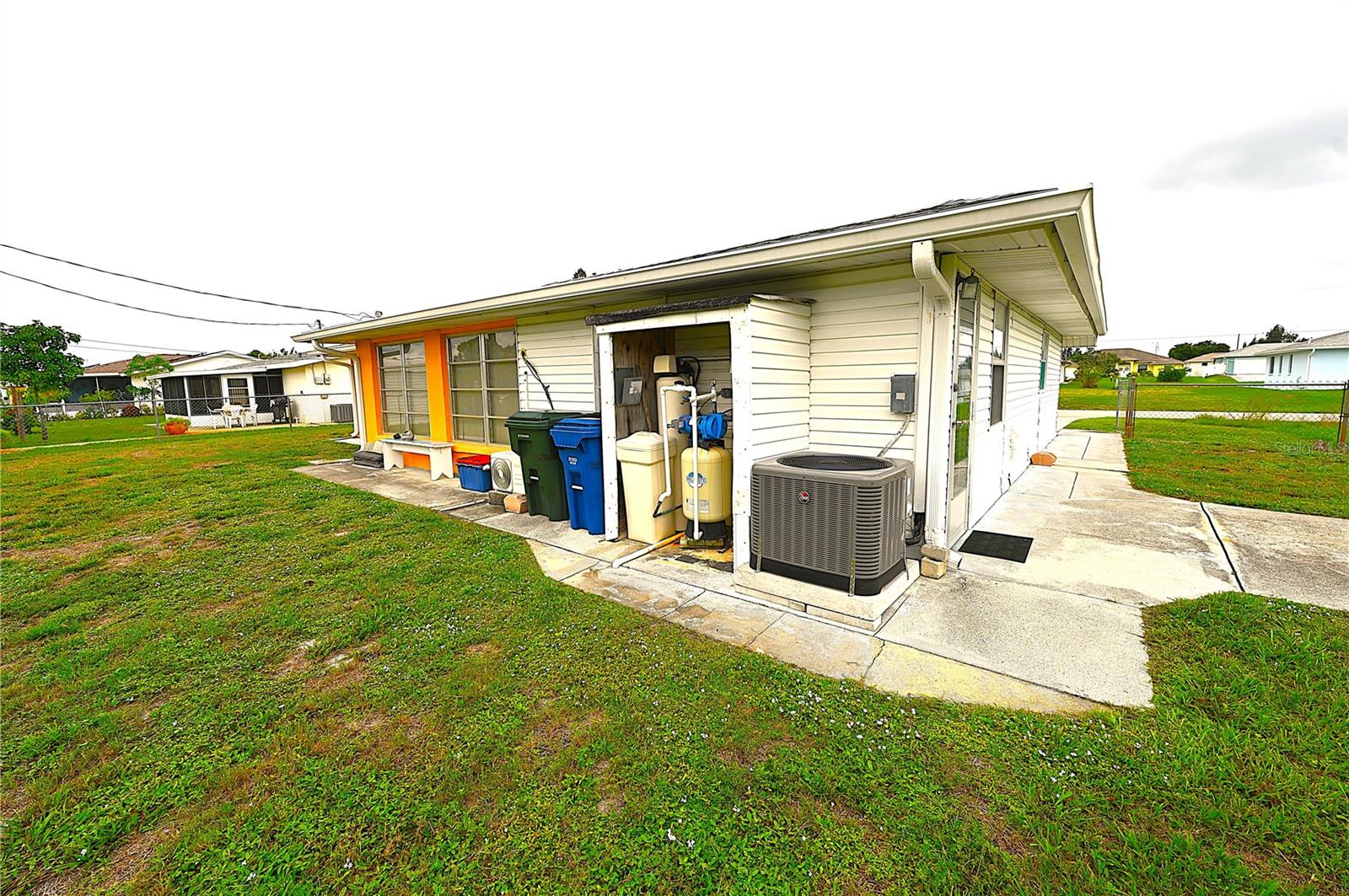 WARM MINERAL SPGS - Residential