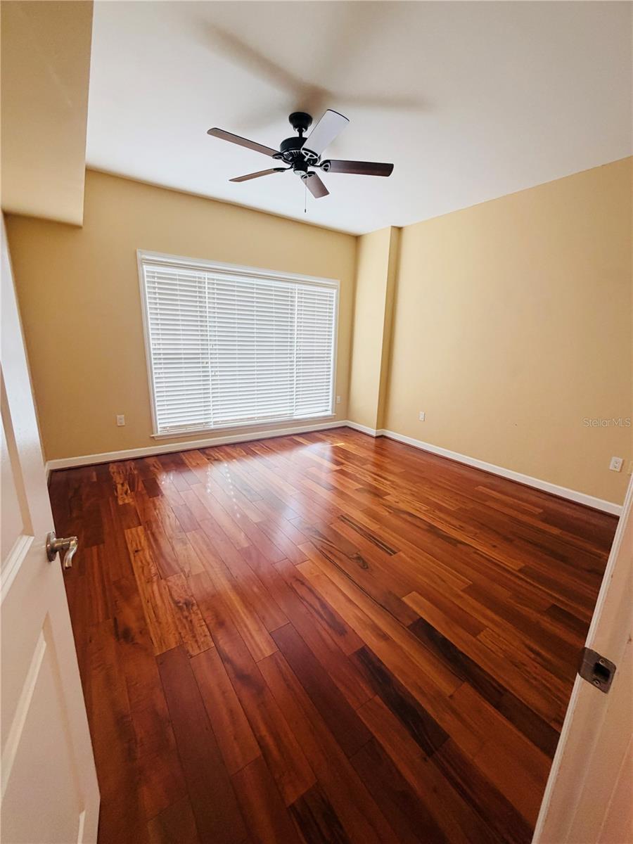 WELLESLEY CONDOMINIUM - Residential