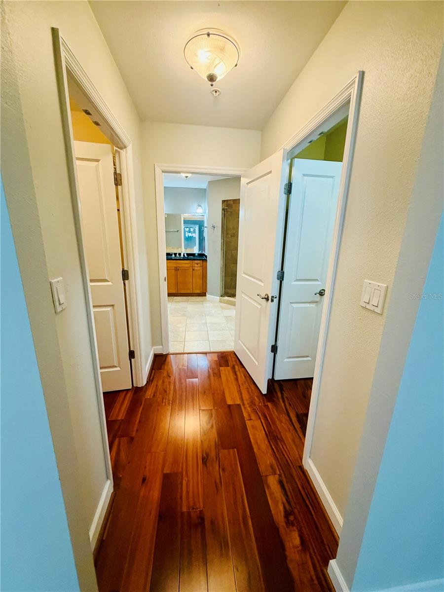 WELLESLEY CONDOMINIUM - Residential