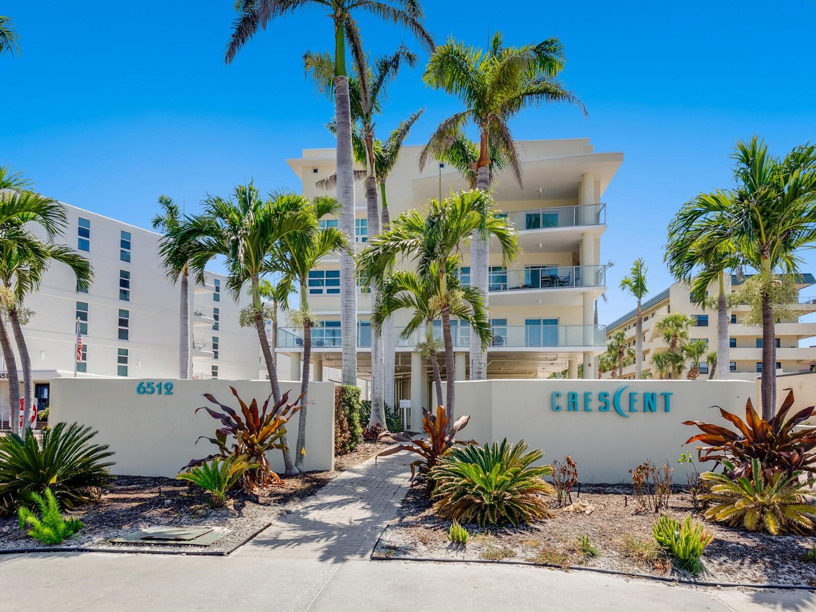 CRESCENT SIESTA KEY - Residential