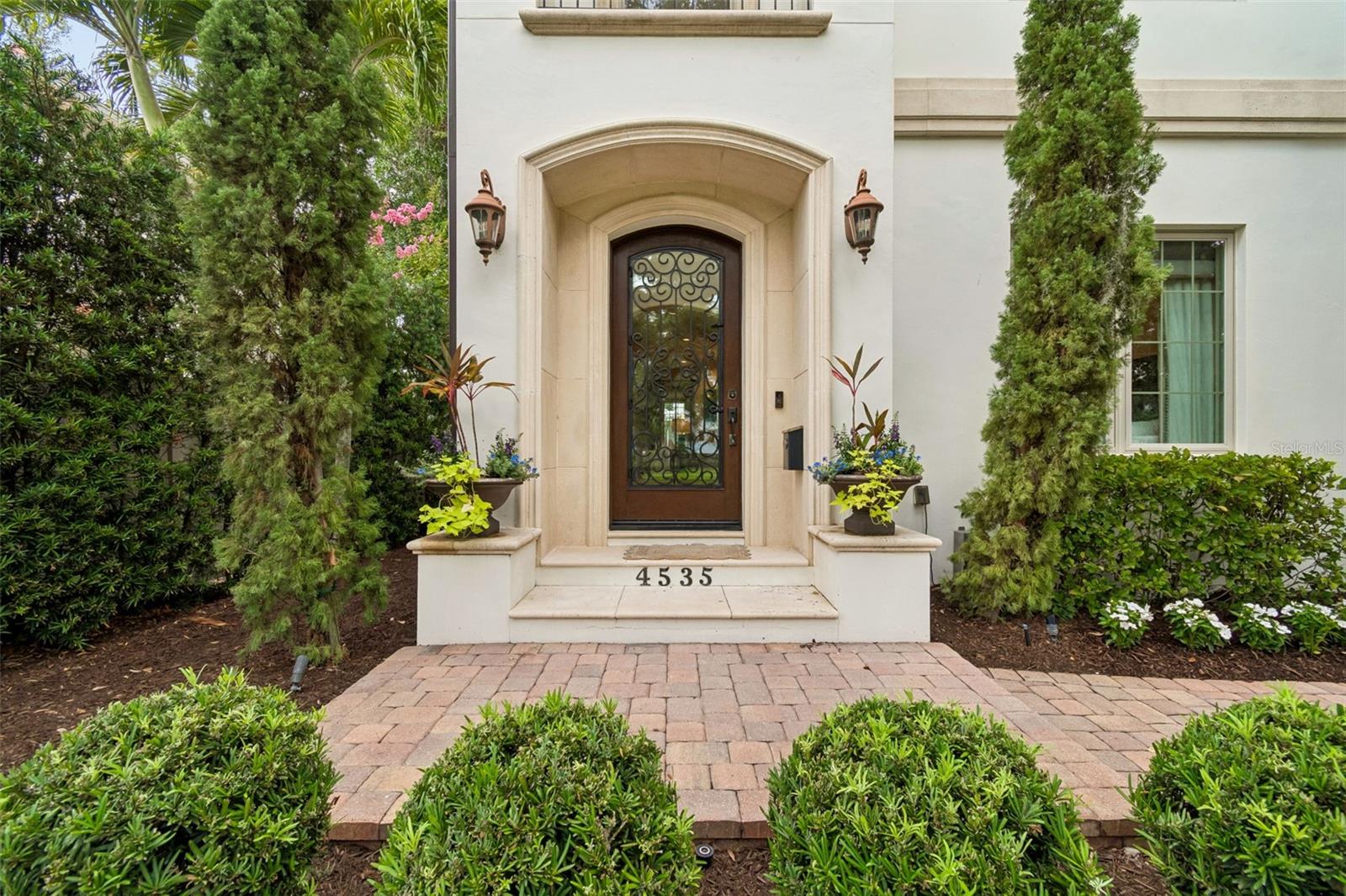 BEACH PARK - Residential