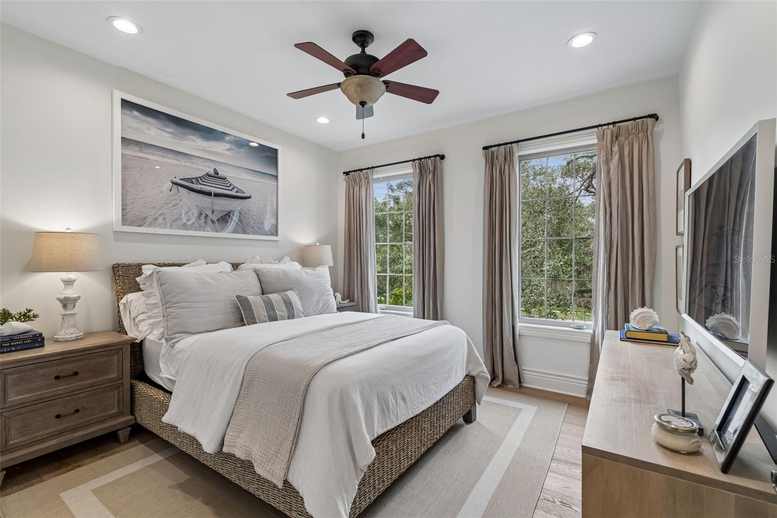 BEACH PARK - Residential