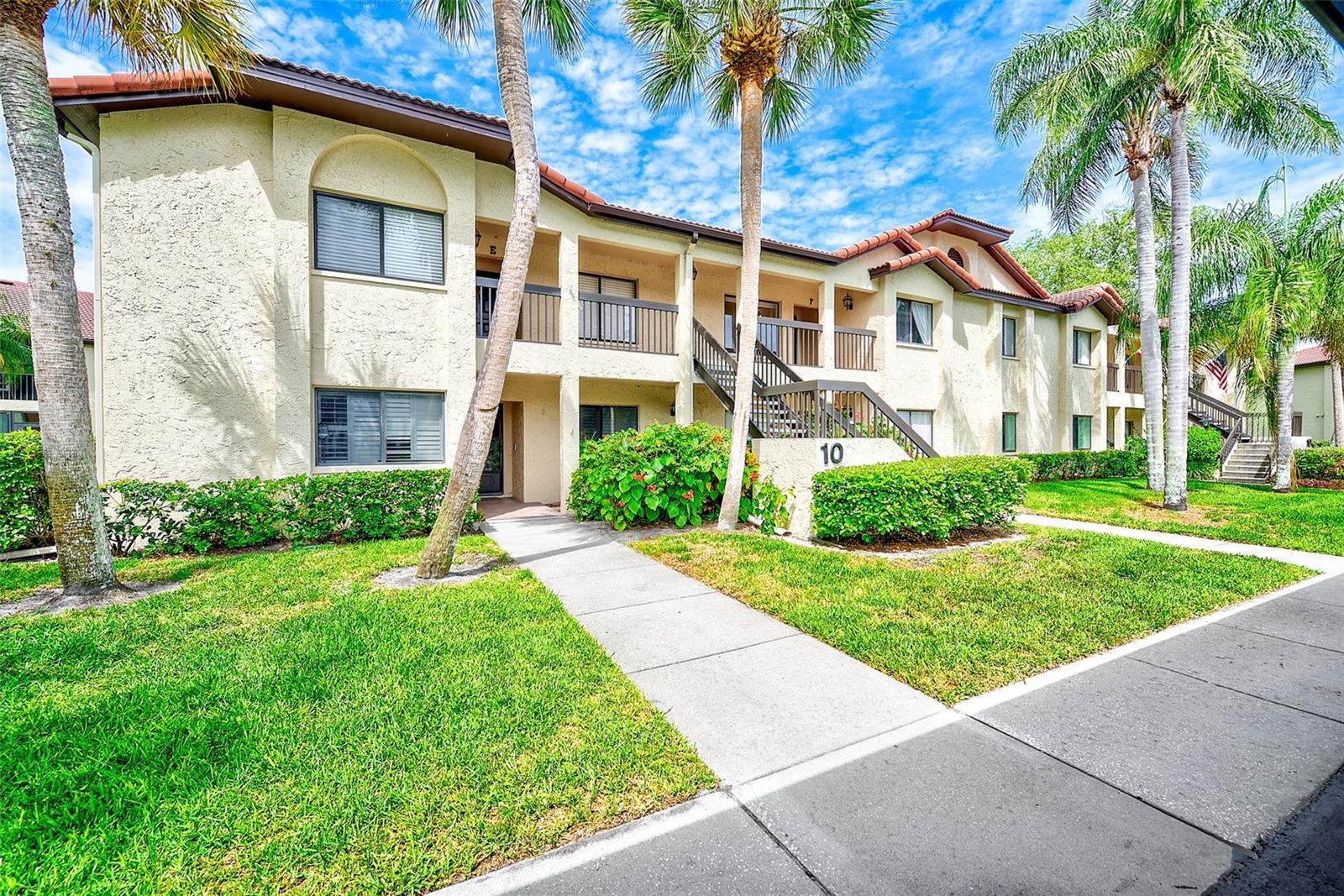 EL PASADO A CONDO - Residential