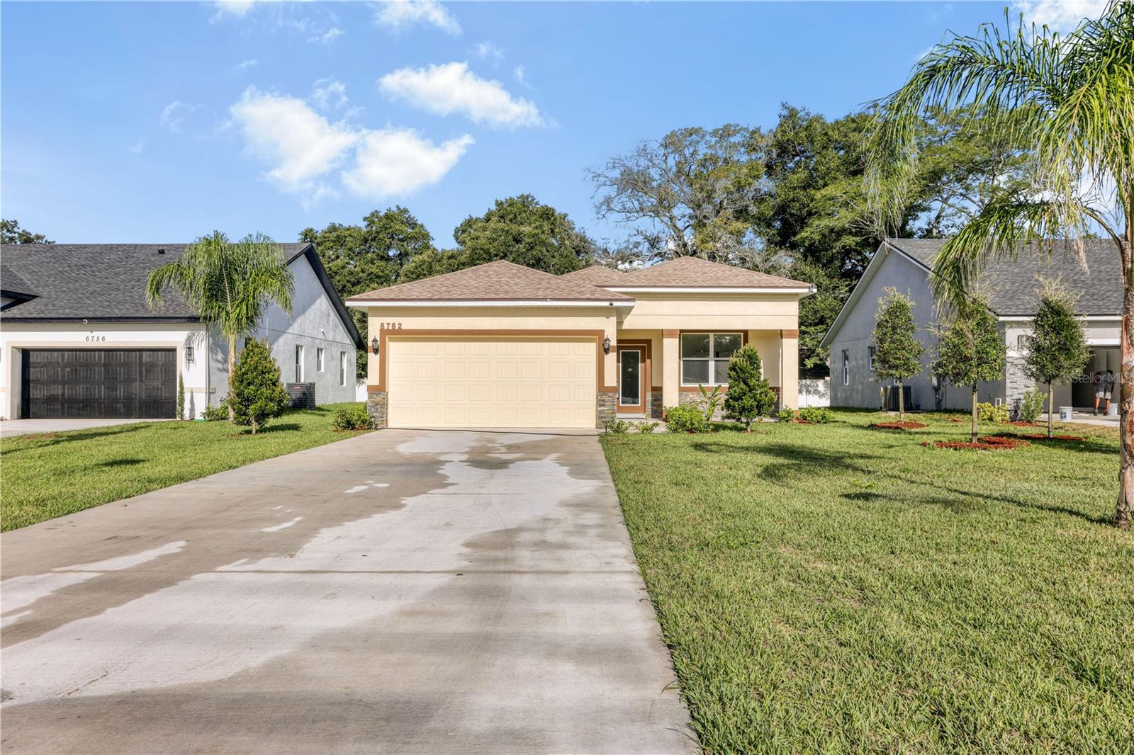 LAKE VIEW FARMS - Residential