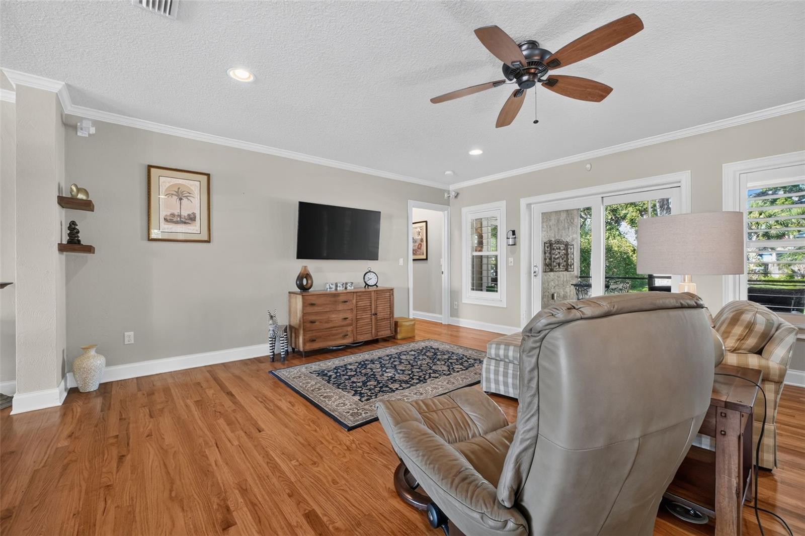 RIO VISTA - Residential