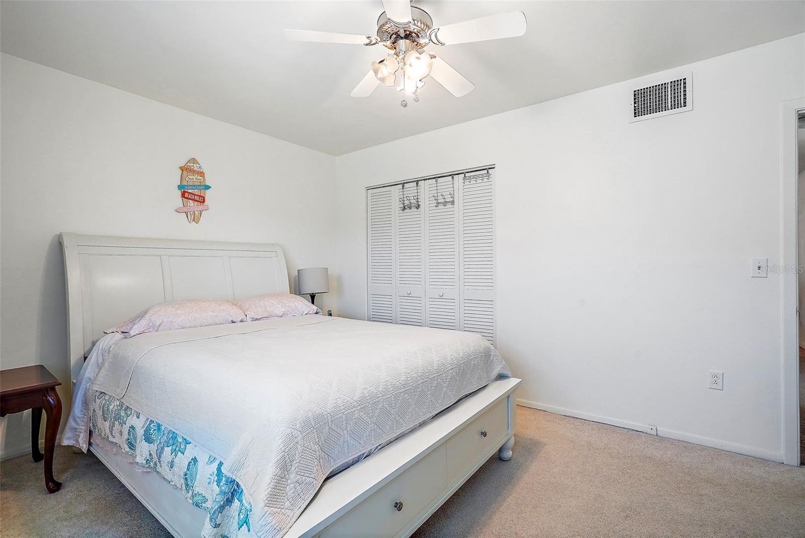 SUNSET PLAZA EAST APTS CONDO - Residential