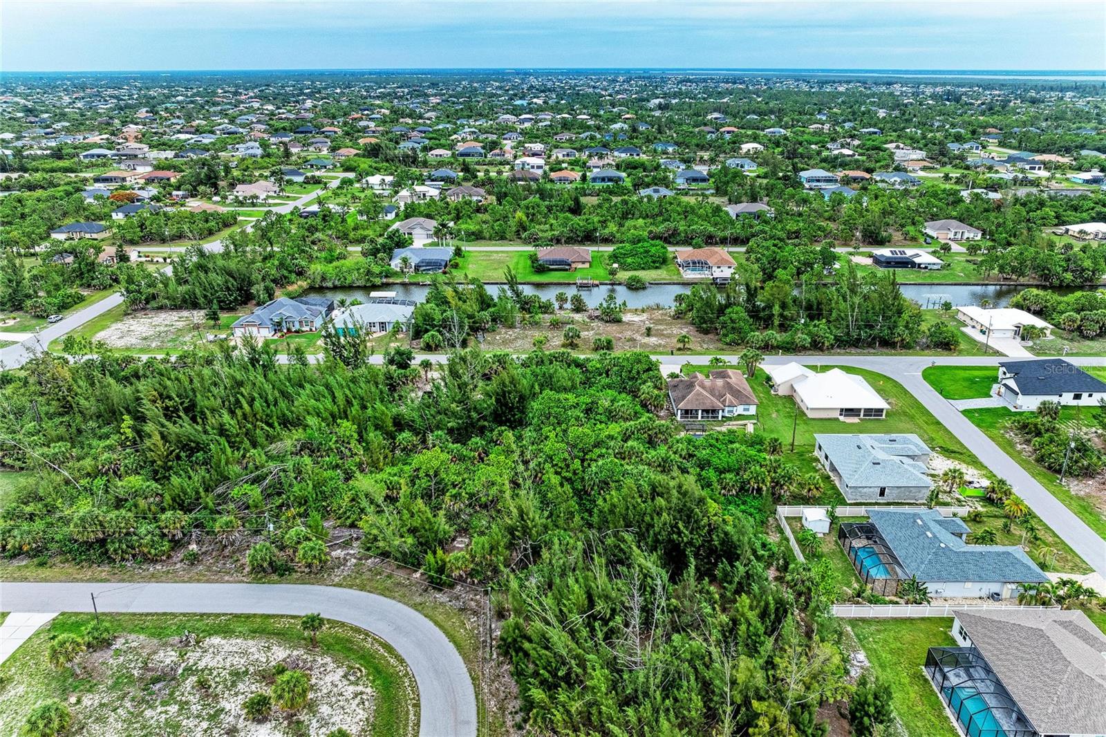 PORT CHARLOTTE SEC 82 - Land