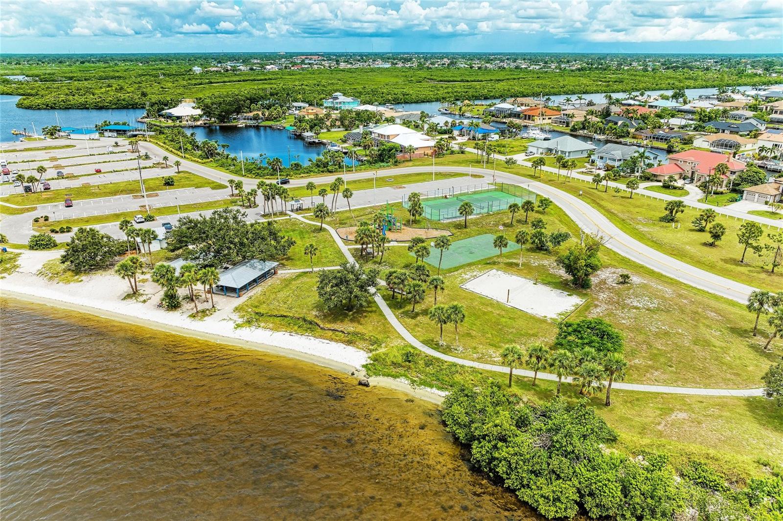 PORT CHARLOTTE SEC 82 - Land