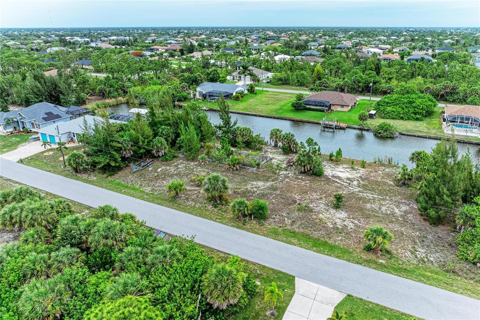 PORT CHARLOTTE SEC 82 - Land