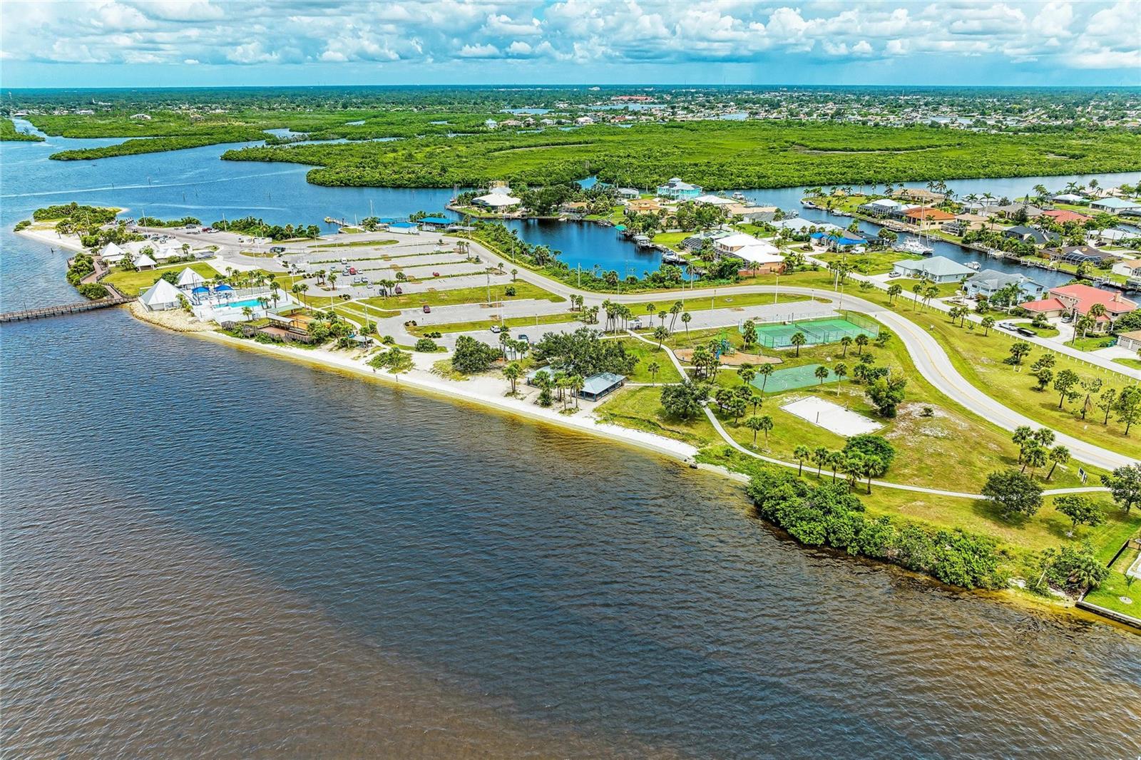 PORT CHARLOTTE SEC 82 - Land