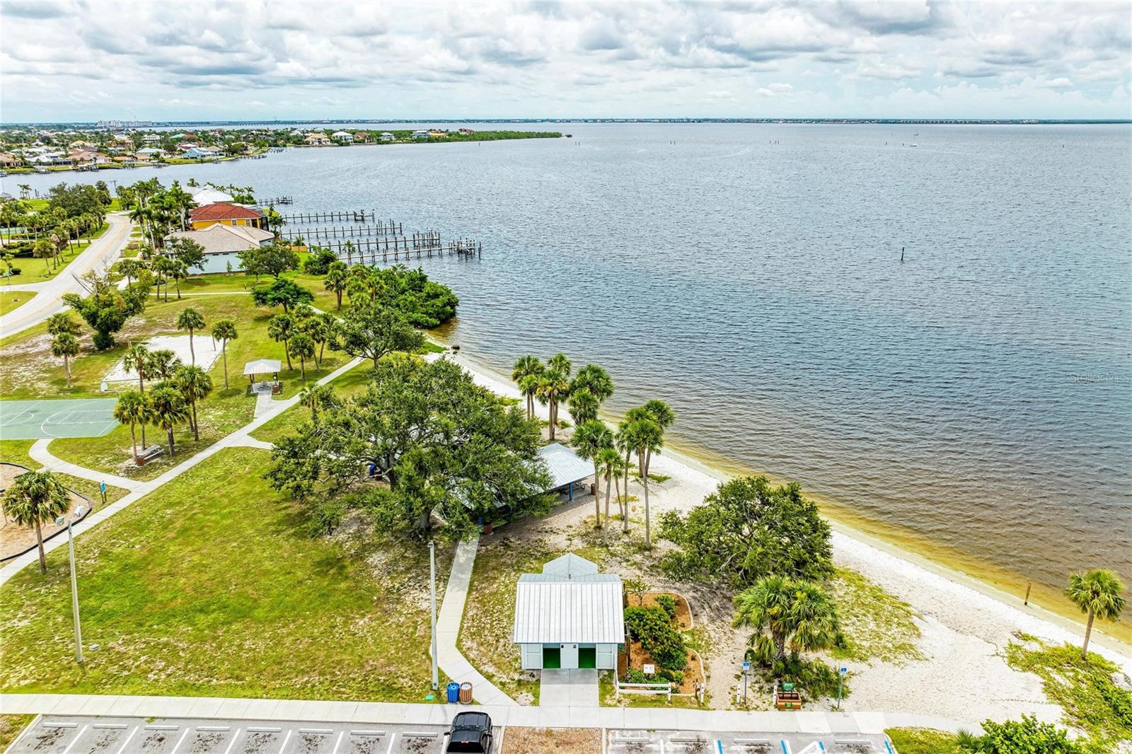 PORT CHARLOTTE SEC 82 - Land