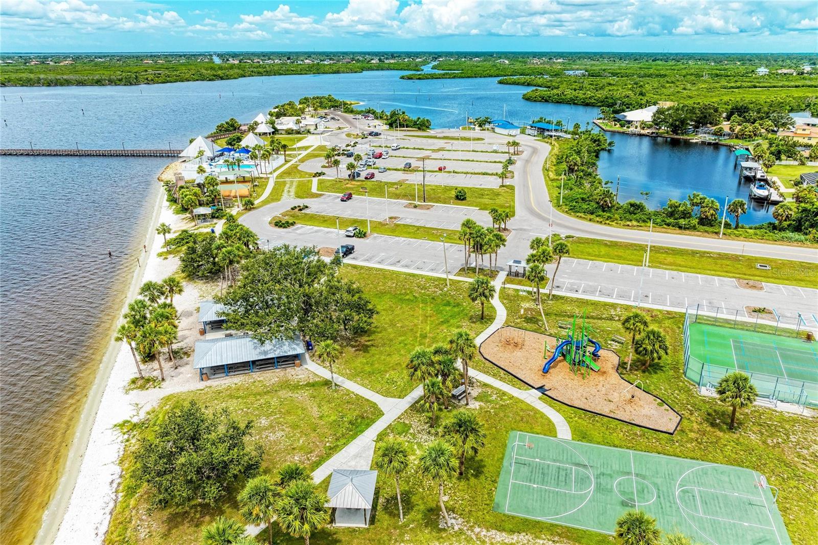 PORT CHARLOTTE SEC 82 - Land