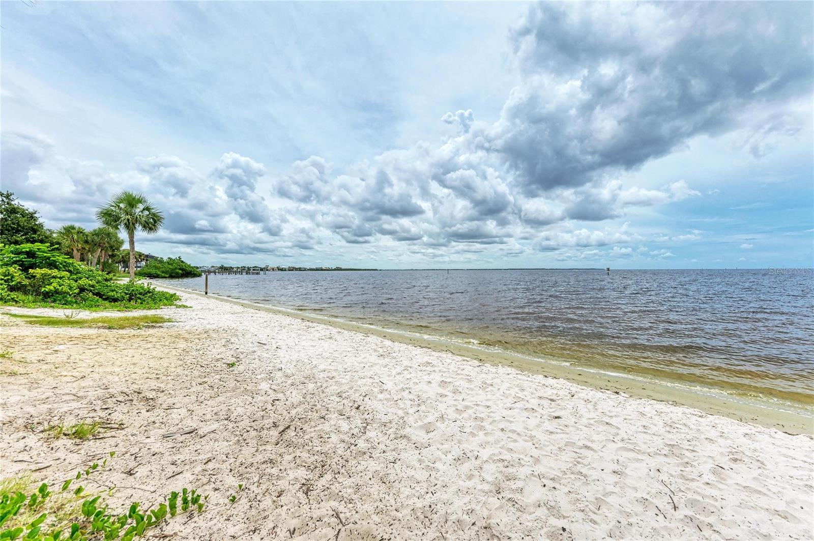 PORT CHARLOTTE SEC 82 - Land