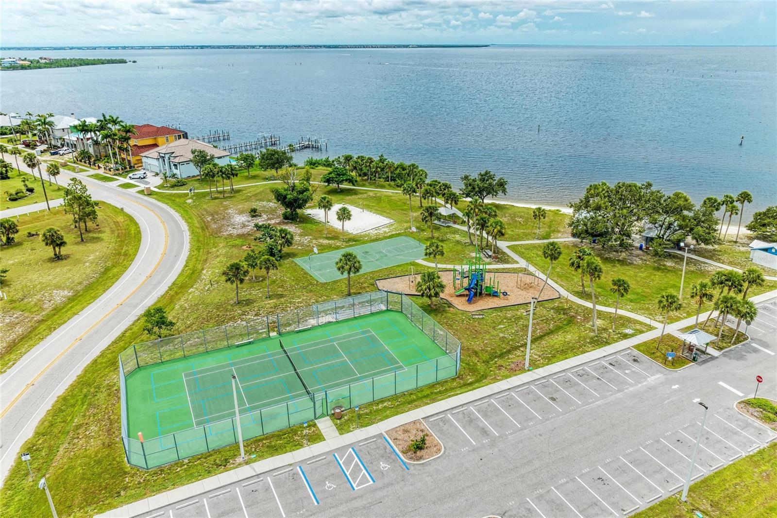 PORT CHARLOTTE SEC 82 - Land