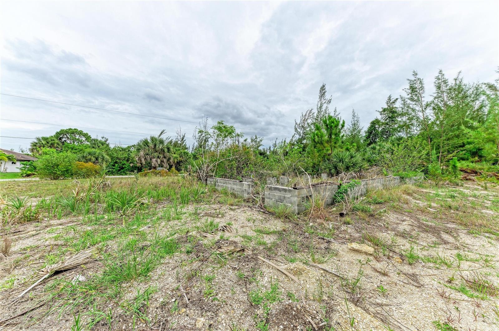PORT CHARLOTTE SEC 82 - Land