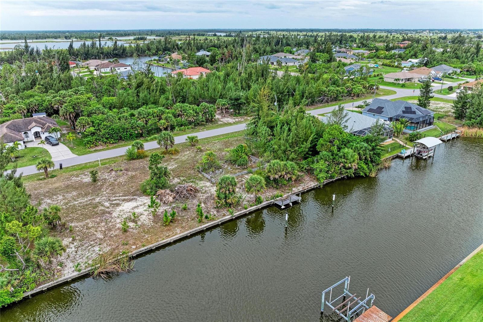 PORT CHARLOTTE SEC 82 - Land