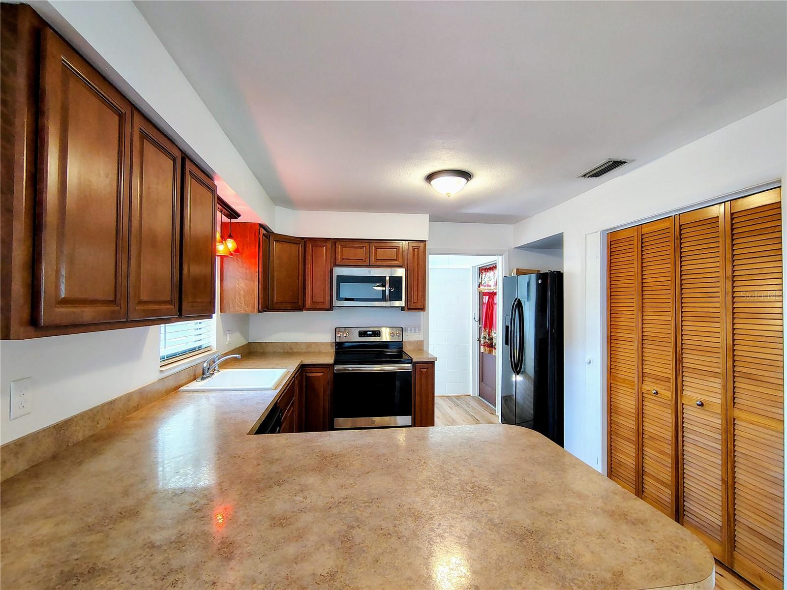 HOLIDAY HAVEN - Residential