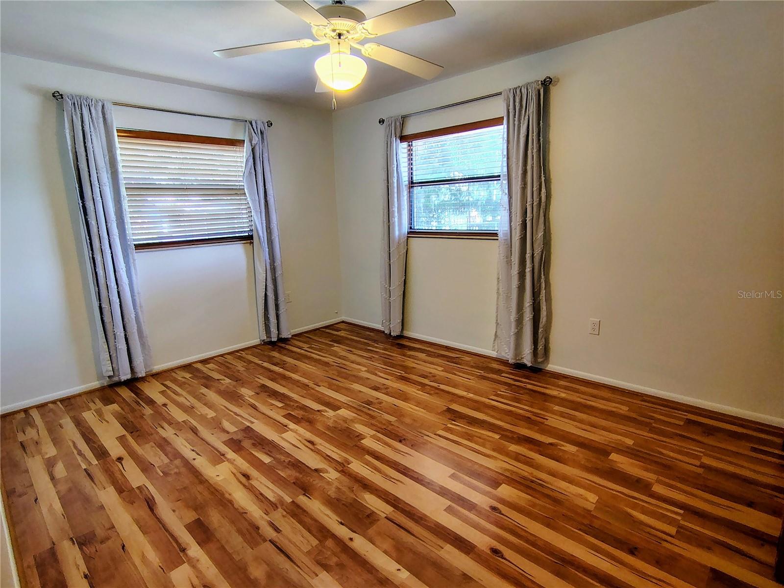HOLIDAY HAVEN - Residential
