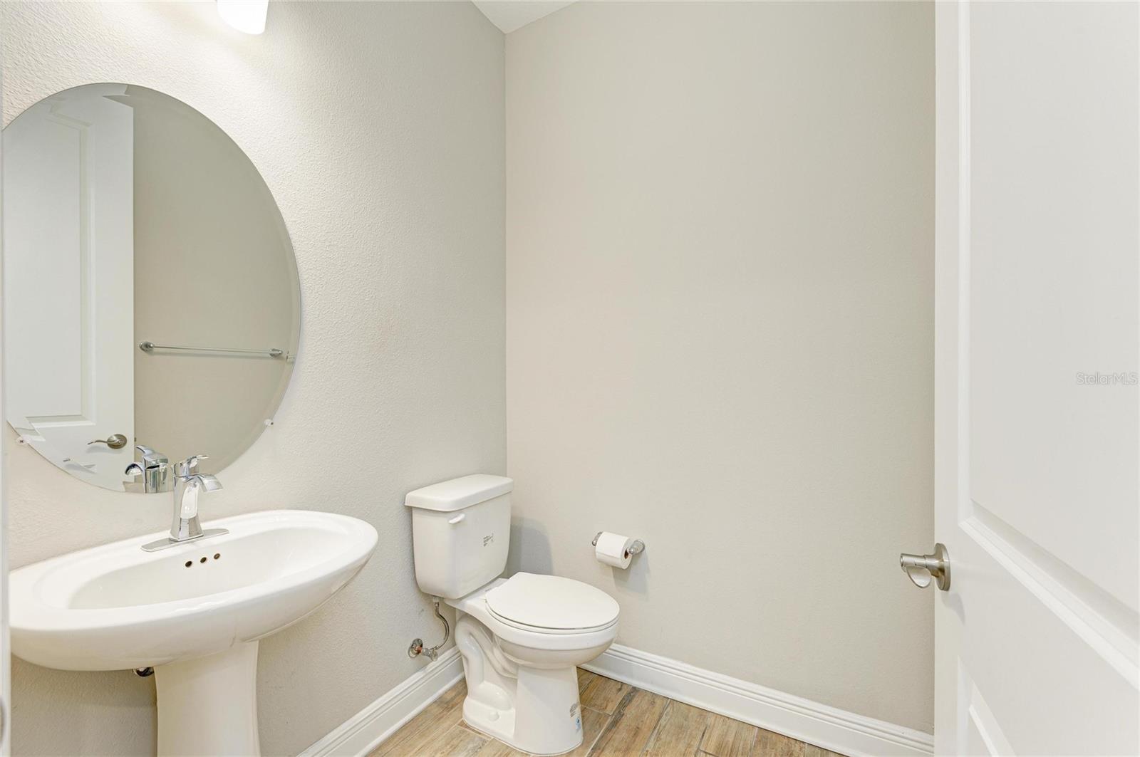WORTHINGTON PH 2 - Residential Lease