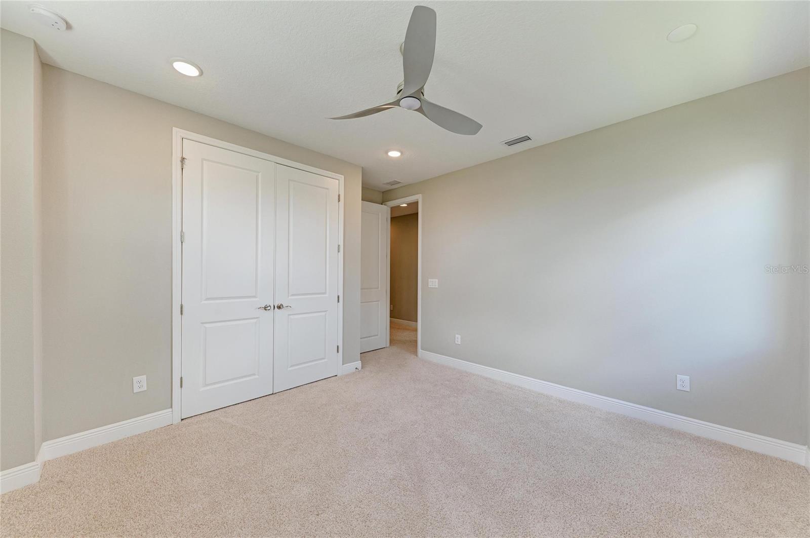 WORTHINGTON PH 2 - Residential Lease