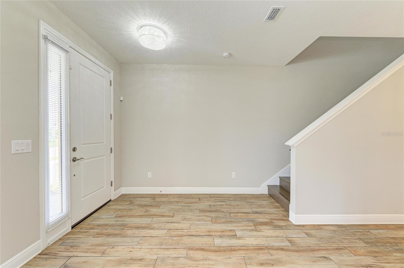 WORTHINGTON PH 2 - Residential Lease