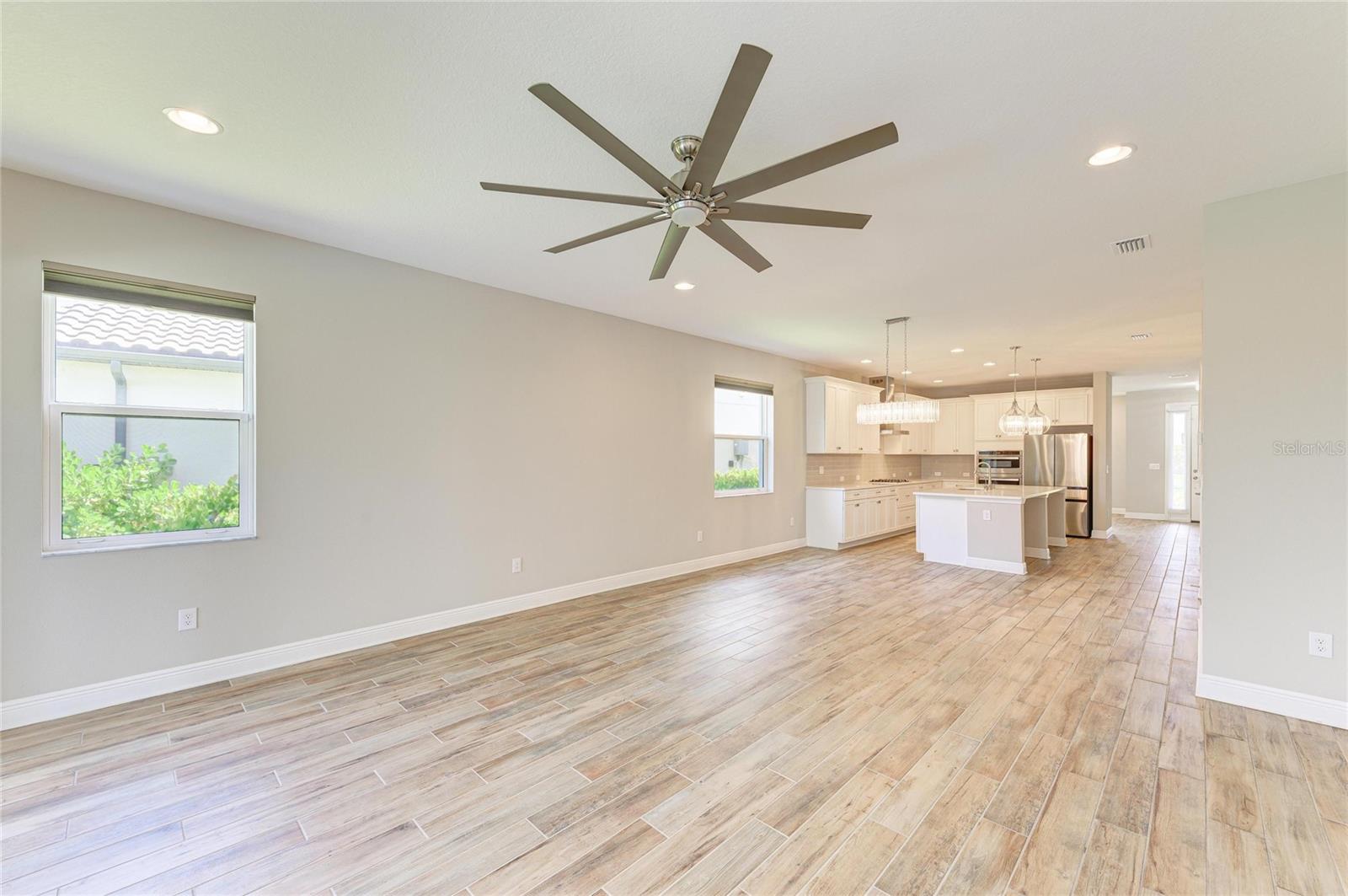 WORTHINGTON PH 2 - Residential Lease