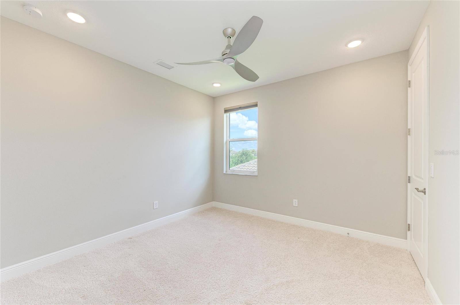 WORTHINGTON PH 2 - Residential Lease