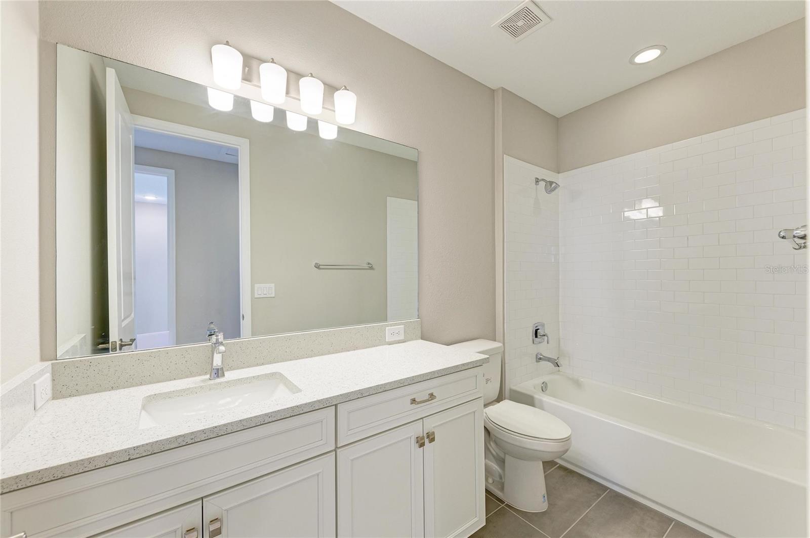 WORTHINGTON PH 2 - Residential Lease