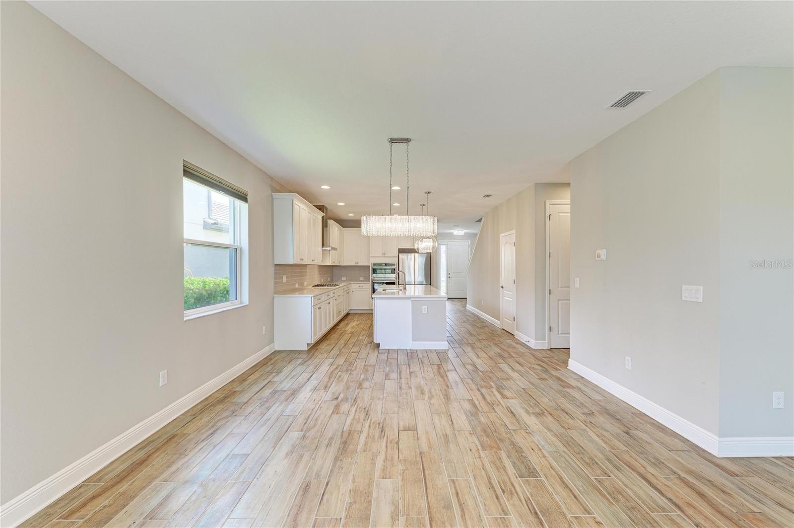 WORTHINGTON PH 2 - Residential Lease