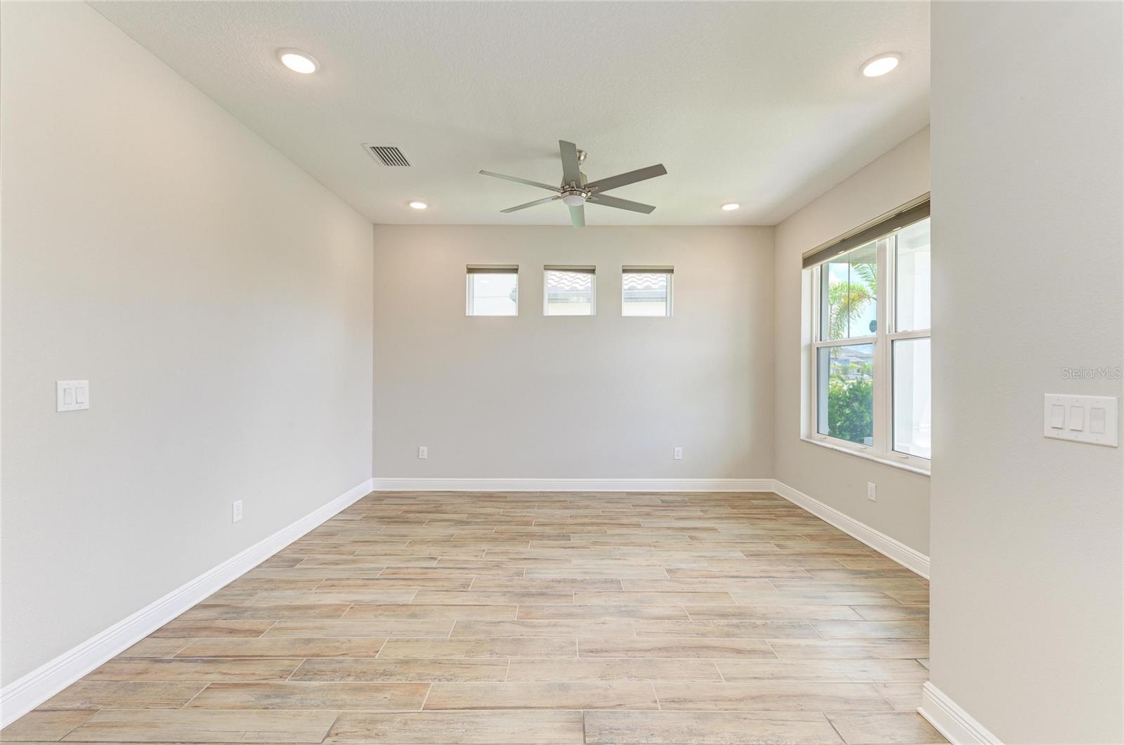 WORTHINGTON PH 2 - Residential Lease