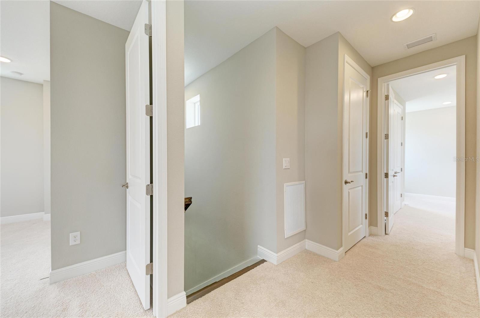 WORTHINGTON PH 2 - Residential Lease