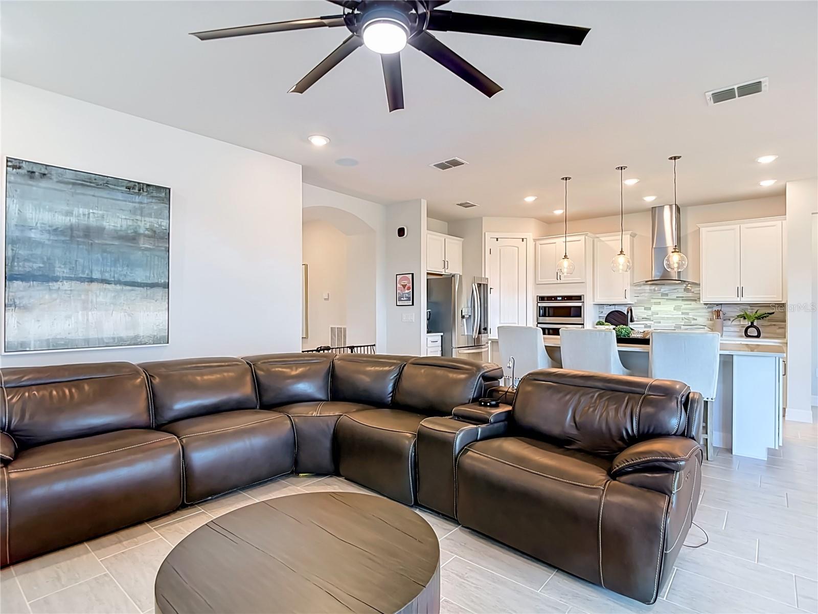 EPPERSON RANCH SOUTH PH 3B & 3 - Residential