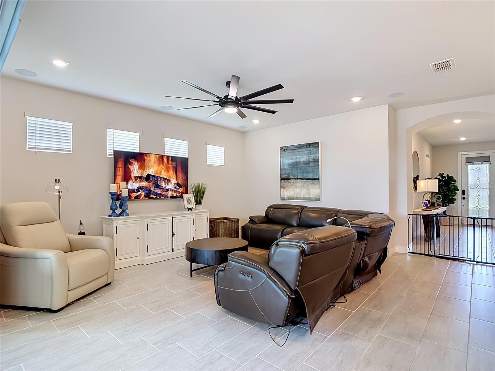 EPPERSON RANCH SOUTH PH 3B & 3 - Residential