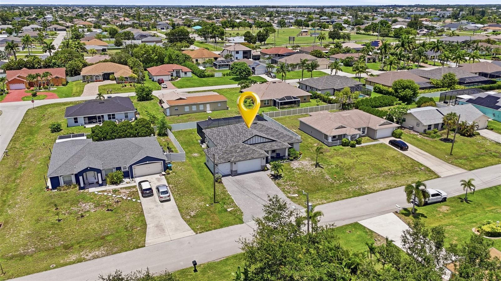 CAPE CORAL - Residential