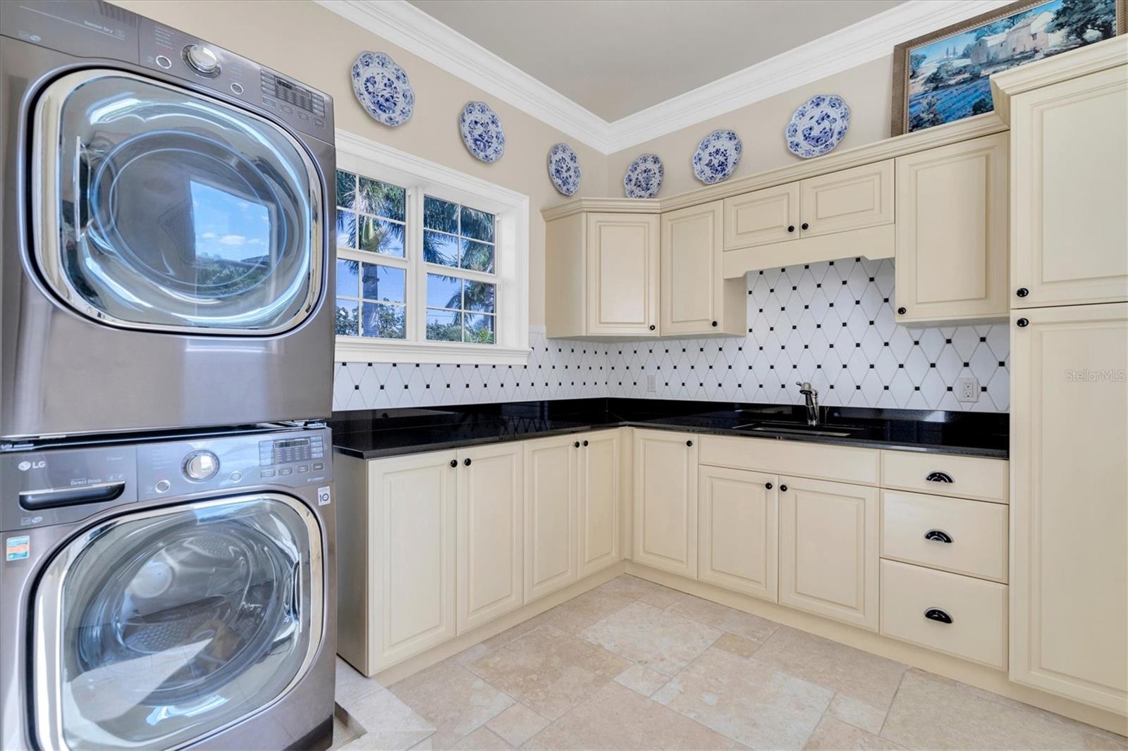 SNELL ISLE BRIGHTWATERS SEC 2 - Residential