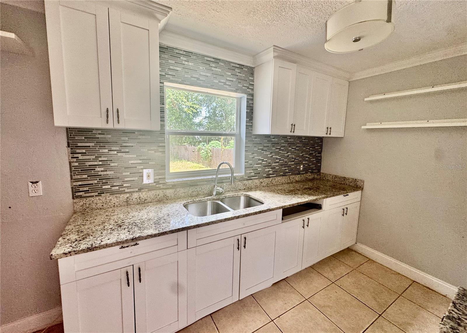 ROBINSWOOD HILLS - Residential
