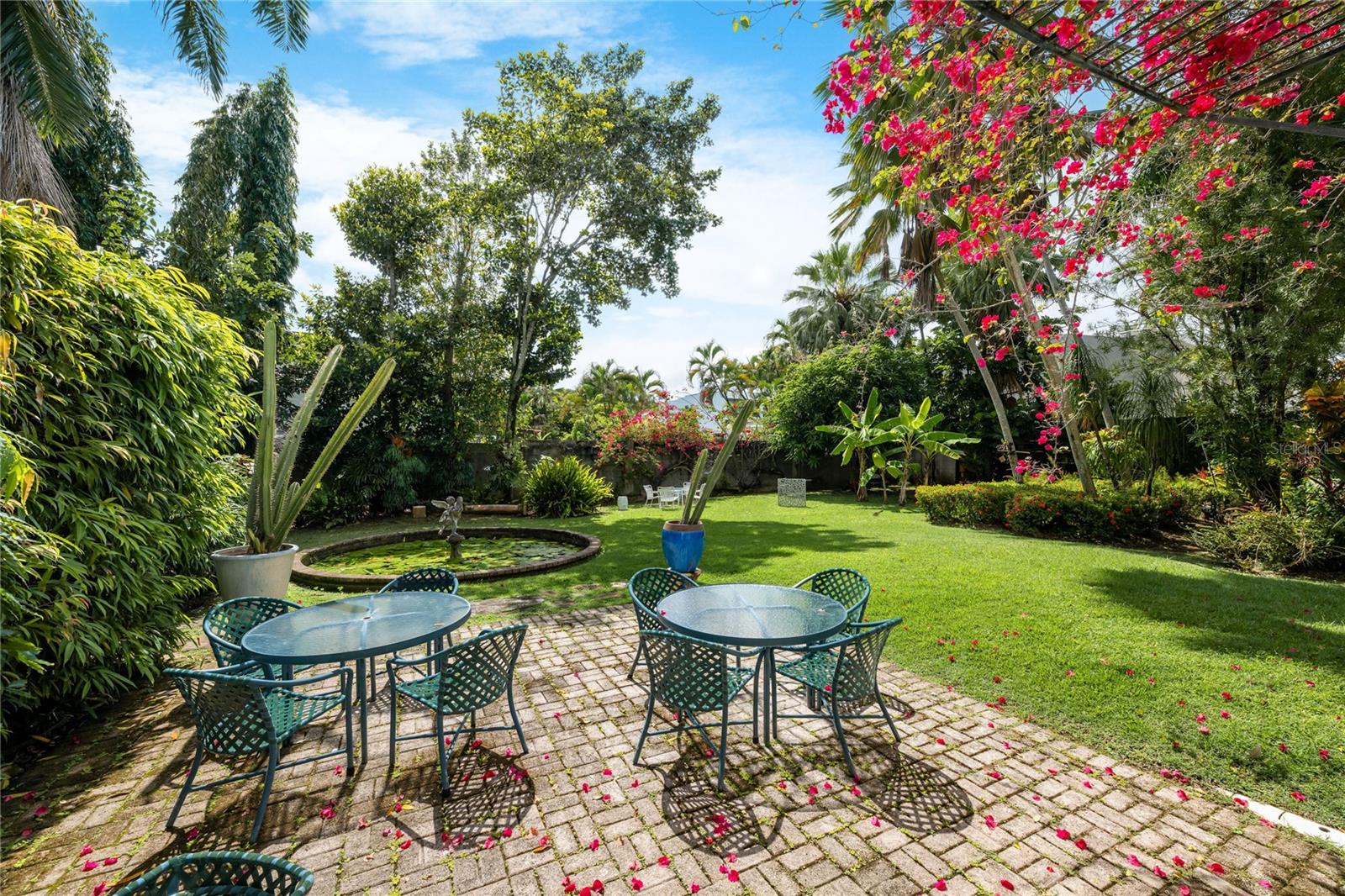 GARDEN HILLS HOME WITH ADDITIONAL ADJACENT LOT - Residential