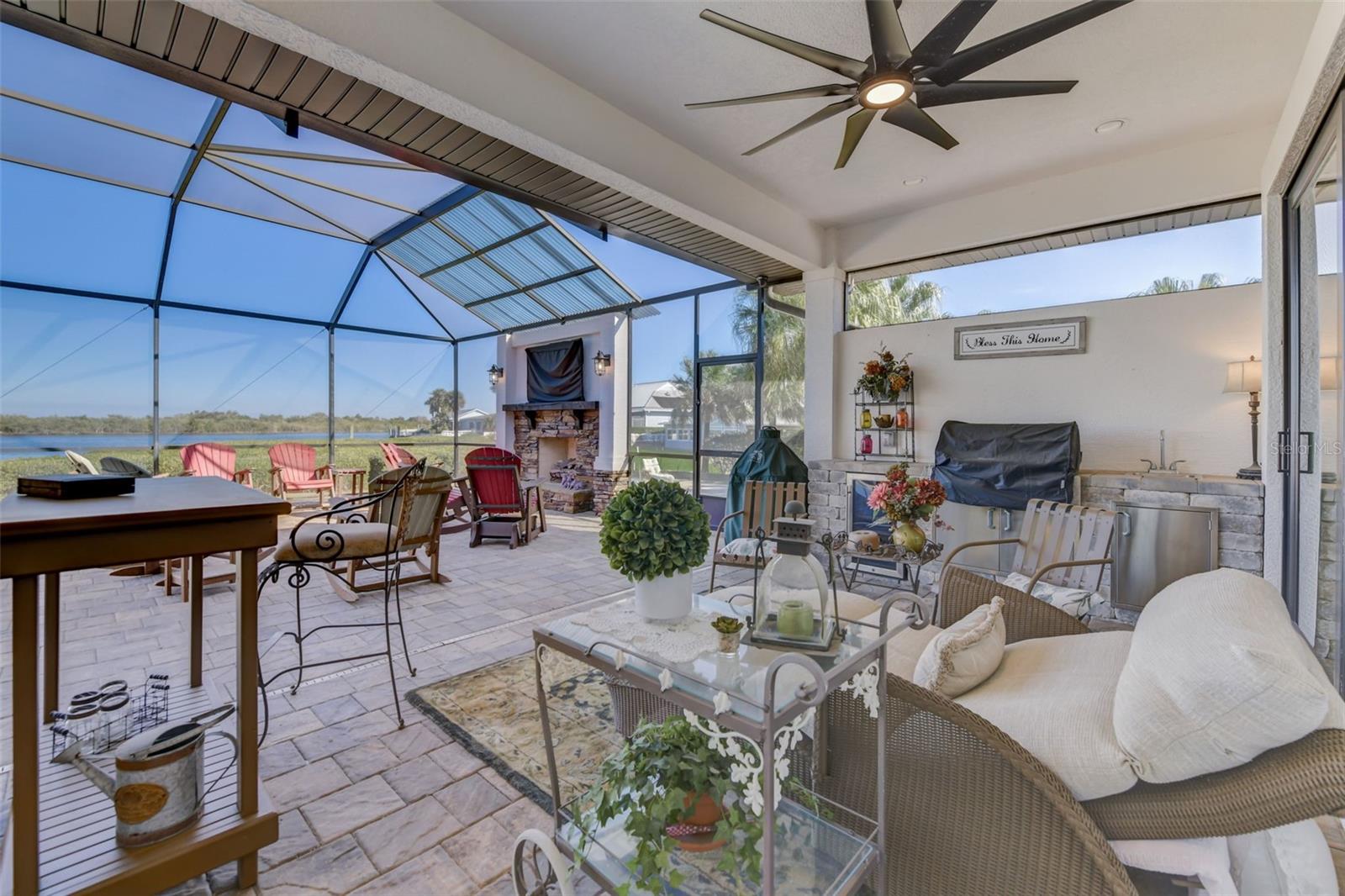 MENDELLS HAWKS PARK - Residential