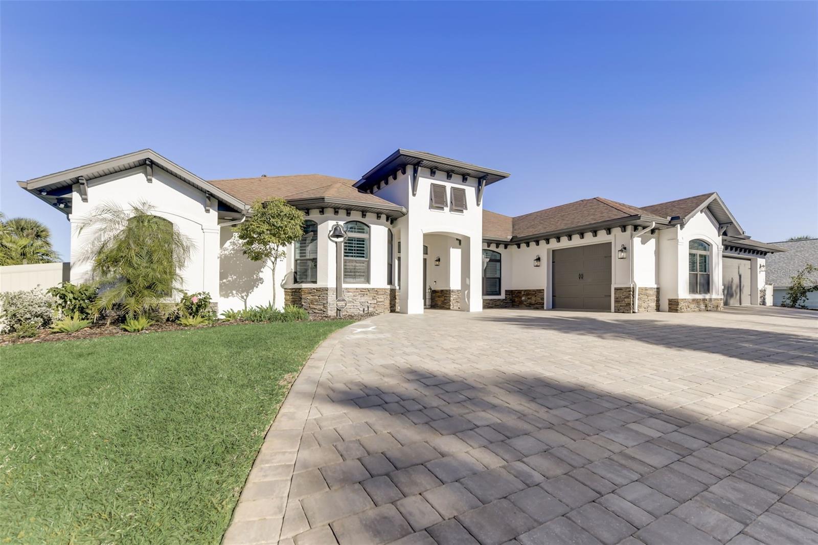 MENDELLS HAWKS PARK - Residential