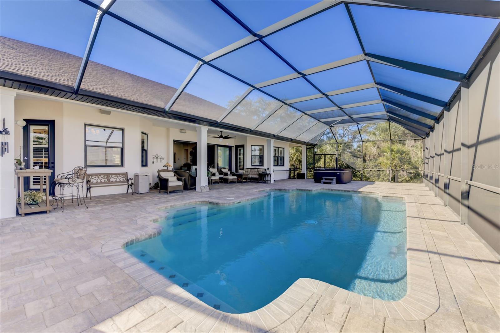 MENDELLS HAWKS PARK - Residential