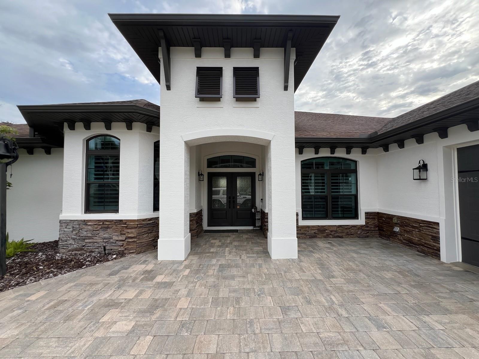 MENDELLS HAWKS PARK - Residential