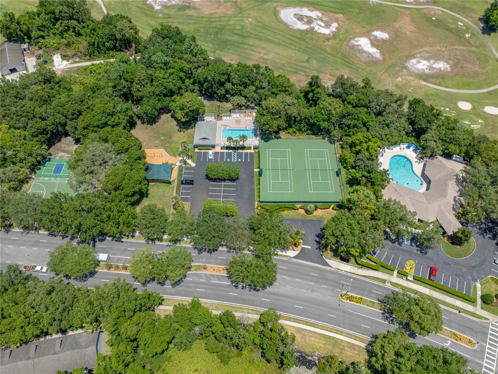 LAKE BERNADETTE - Residential