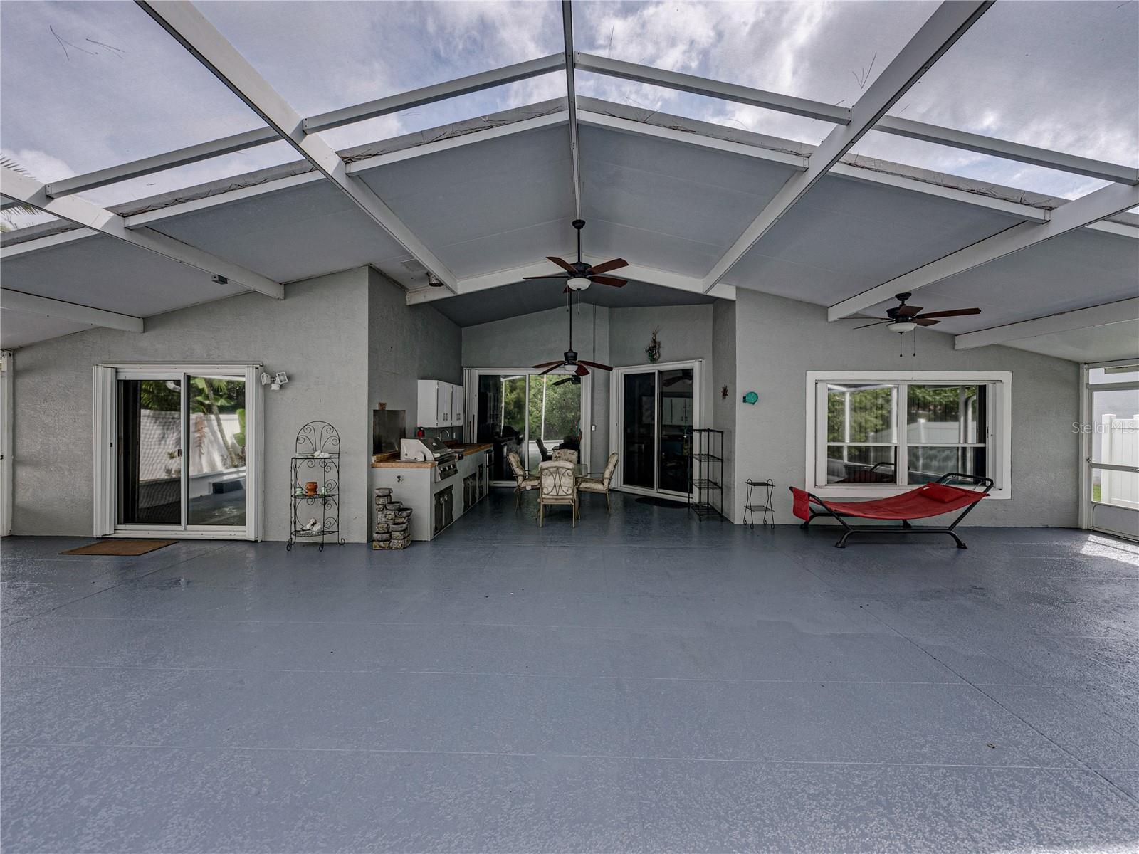 LAKE BERNADETTE - Residential
