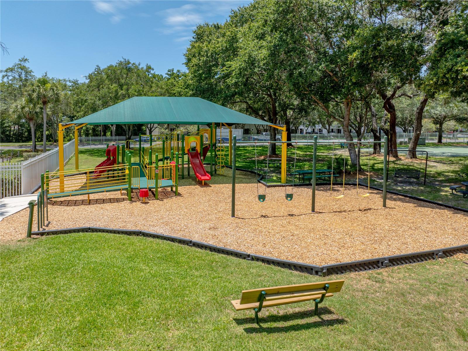 LAKE BERNADETTE - Residential
