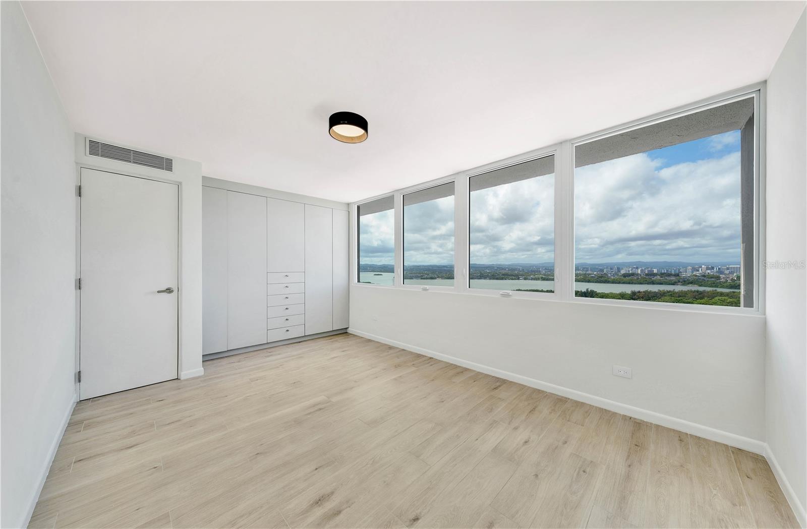 ISLA VERDE - Residential