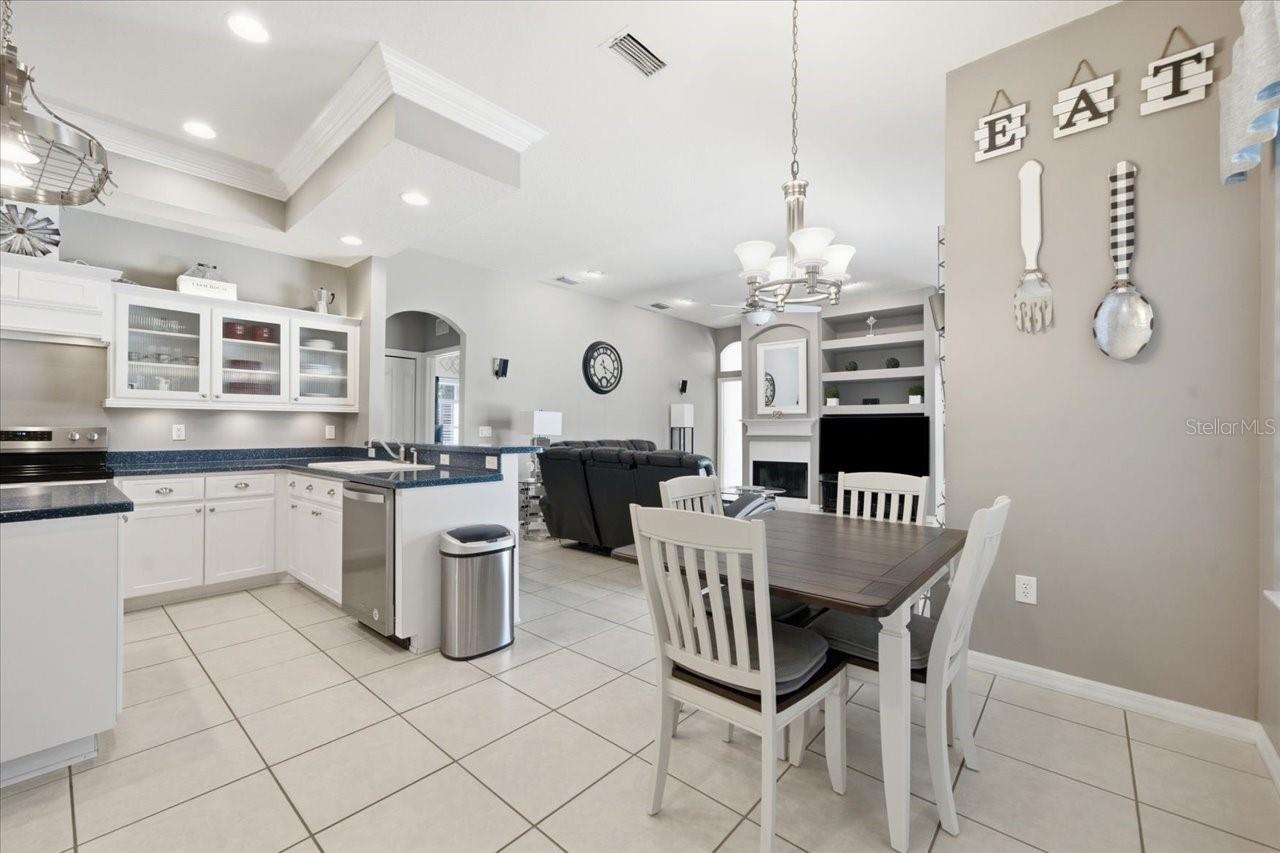 ROLLING OAKS ESTATES - Residential