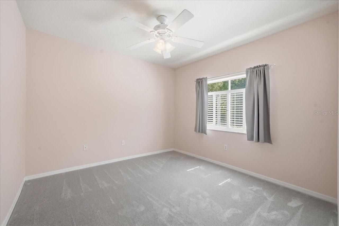 ROLLING OAKS ESTATES - Residential