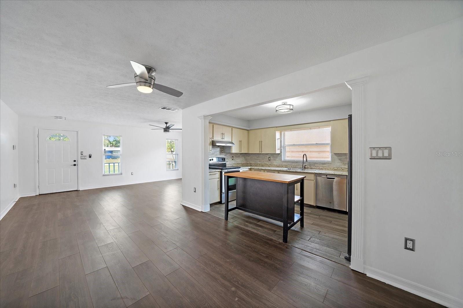 ORANGE GROVE PARK - Residential Lease