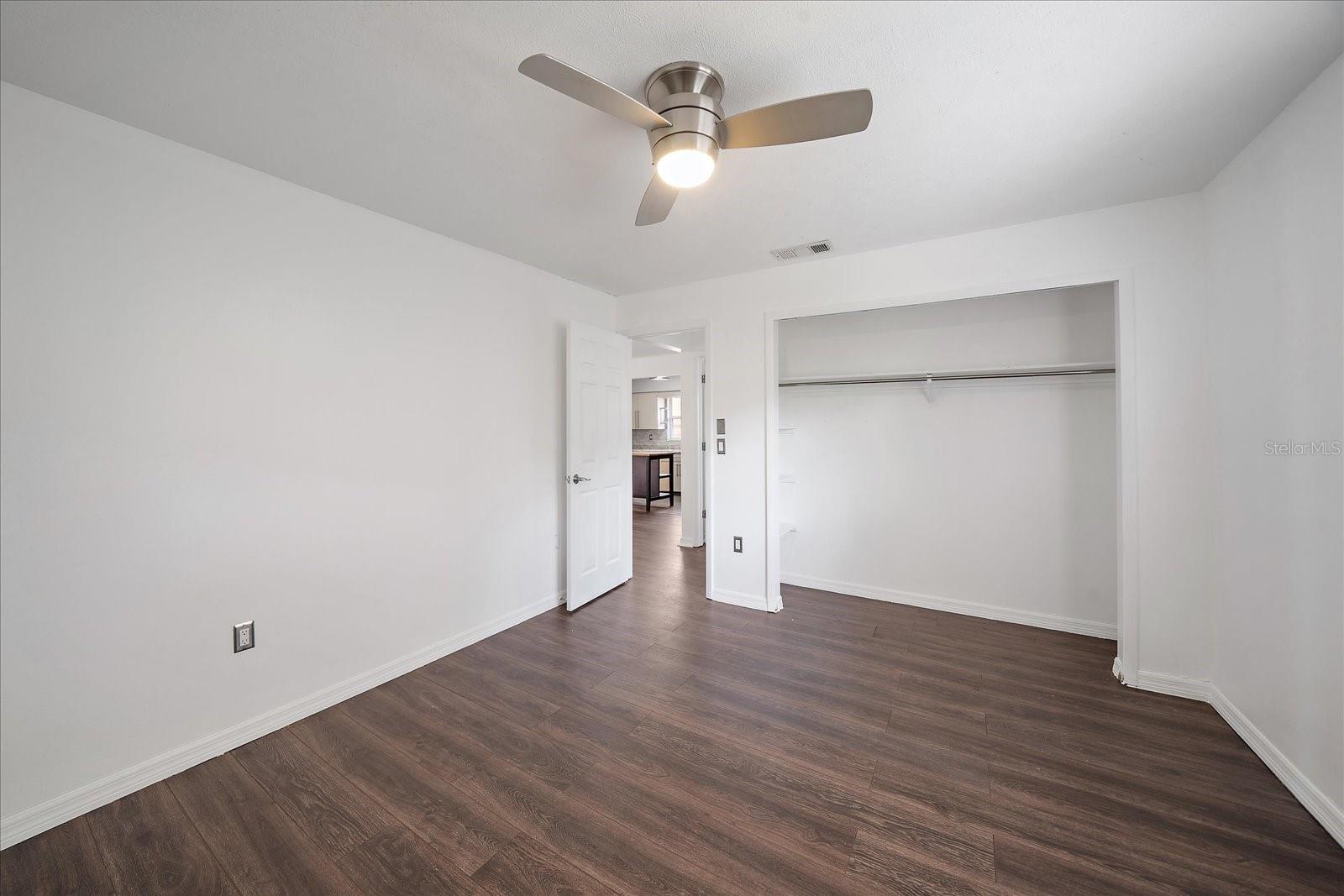 ORANGE GROVE PARK - Residential Lease