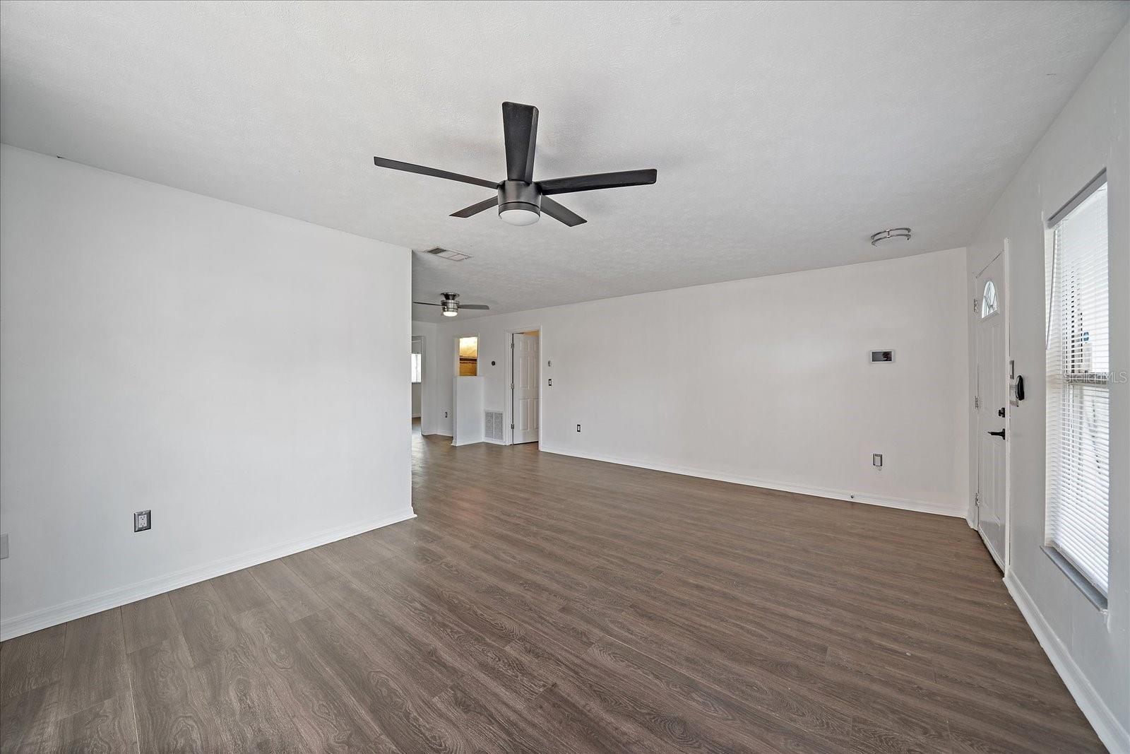 ORANGE GROVE PARK - Residential Lease